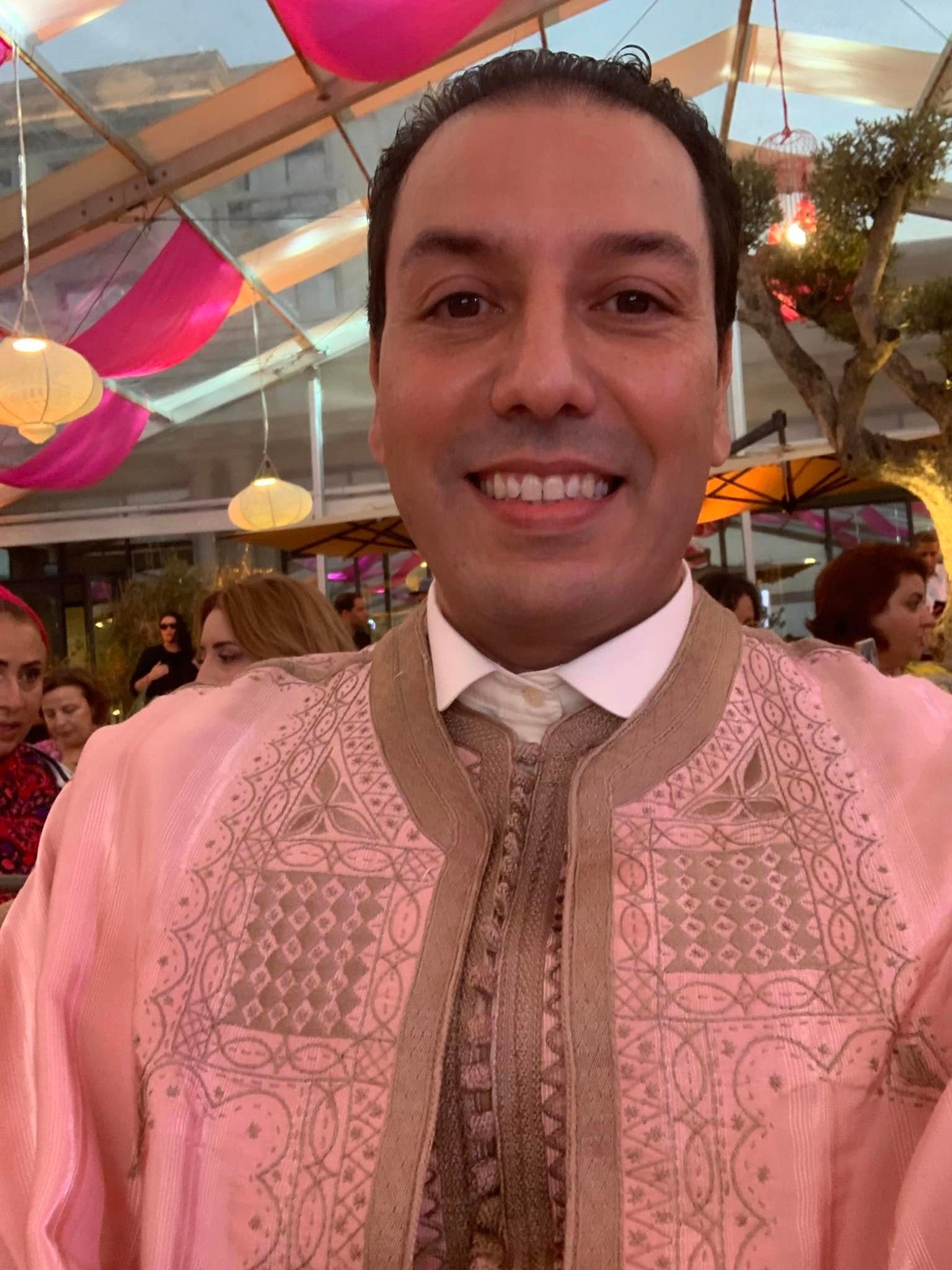 385879424_1073959150688044_4660157201112484699_n